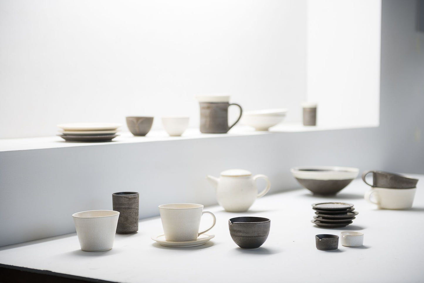 スープカップ 角/黒